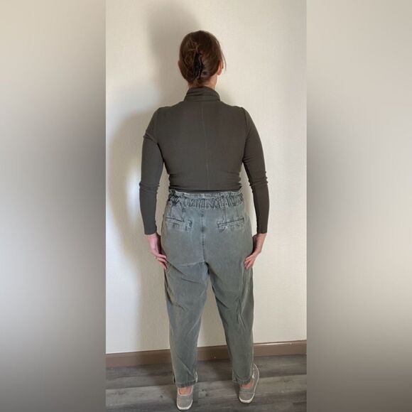 Free People High Rise Paper Bag Pants Pleated Waist Trouser Olive - Picture 6 of 12